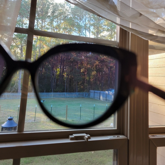 SOLD Tiffany & Co Sunglasses TF4170.  MA1215 - Picture 10 of 17